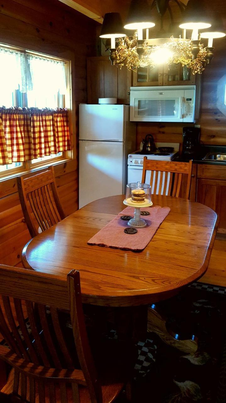 Amish Blessings Cabins Millersburg Extérieur photo