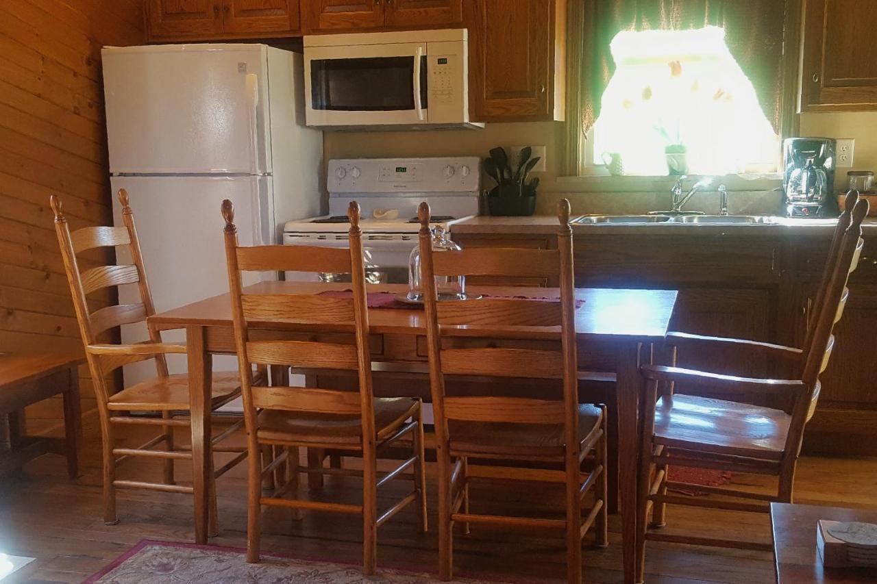Amish Blessings Cabins Millersburg Extérieur photo