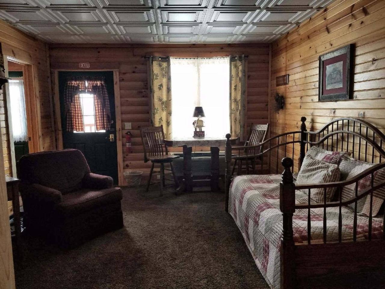 Amish Blessings Cabins Millersburg Extérieur photo